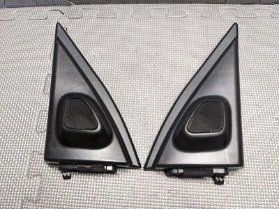 Par de paneles de moldura de cubierta de tweeter de puerta delantera izquierda y derecha Toyota Sequoia 2001-2007 Foto 1 de 4