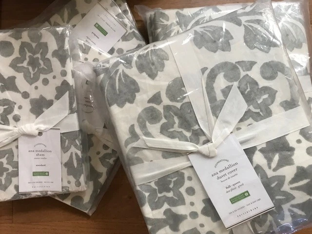 Juego de funda nórdica floral Pottery Barn Ana gris humo reina 2 horas fundas medallón🦩 Foto 1 de 2