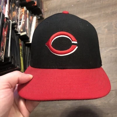 cincinnati reds hat New Era 7 1/8 - Image 1 of 2