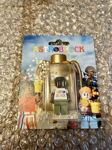Travis Scott Astroworld Canvas Don Astroblock Lego-Moc LE Block Figure 🚢ASAP - Picture 1 of 6