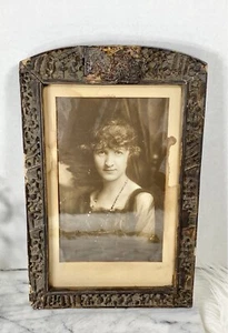 Antique WOOD Asian CARVED PICTURE FRAME w/ Photo Of Woman Portrait Early 1900s - Picture 1 of 11