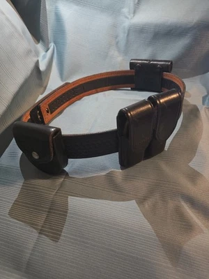 safariland belt 36in With Handcuff holster And  magazine holster  - Image 1 of 4