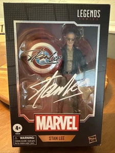 Figura de Stan Lee 2020 Hasbro Marvel Legends - Imagen 1 de 11