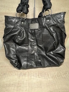 Cartera grande Simply Vera de cuero sintético negro, bolso de hombro, Vera Wang 15x17x4 - Imagen 1 de 6