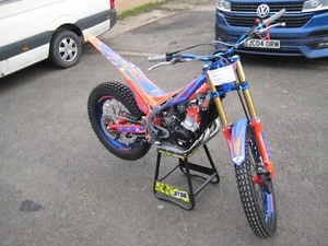 2025 BETA EVO FACTORY TRIALS BIKES. 125, 200, 250 & 300cc IN STOCK! UK DEALER!! - Picture 1 of 15