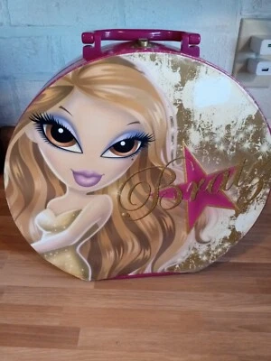 Bratz The Movie Yasmin Cloe Carrying Storage Case Makeup Box VIntage - Image 1 of 4