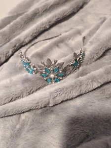 Disney Store London Frozen Queen Elsa Metal Blue Iridescent snowflake Headband - Picture 1 of 8