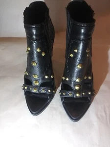 63664 auth GIVENCHY black leather STUDDED PEEP TOE Ankle Boots Shoes 40 - Picture 1 of 11