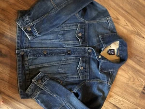 SIZE 8 Gap Kids Boys Girls Snap Front Denim Trucker Jacket - Picture 1 of 4