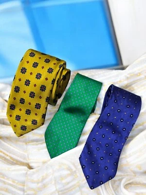 LOTE DE 3 CORBATAS DE SEDA, ROBERT TALBOTT, LAUREN, ROSA Foto 1 de 4