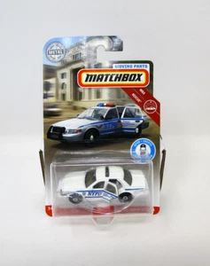 Matchbox 2019 Moving Parts 2006 Ford Crown Victoria NYPD Police Car - Picture 1 of 15