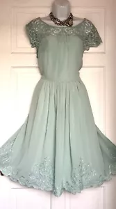 MONSOON SHIMMERING EMBROIDERED LACE OCCASION WEDDING PARTY DRESS SIZE 16 - Picture 1 of 8
