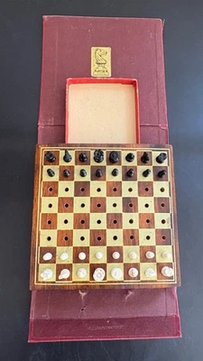 Mini juego de ajedrez de viaje completo vintage William F. Drueke & Sons Foto 1 de 4