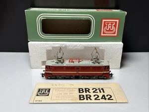 Spur TT DDR BTTB 2322 E-Lok BR211 018-7 rot TOP&GEPRÜFT in OVP Lokomotive - Bild 1 von 14