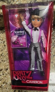 VTG Bratz Boyz Cameron Disco Blaze The Cool Boys Bouquet 10" Action Figure Doll - Picture 1 of 5