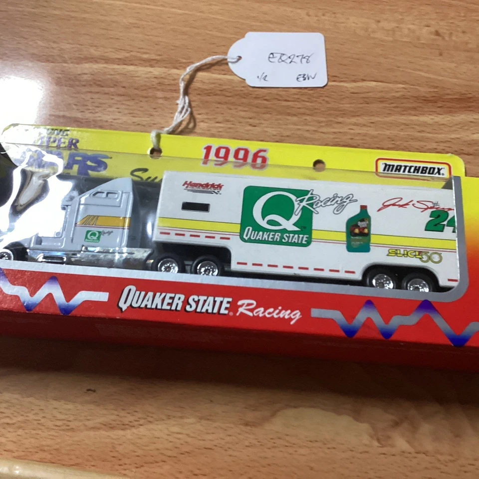 1996 Matchbox SuperStar Transporter  40 Tim Fedewa Kleenex Racing NASCAR Hauler - Image 1 of 4