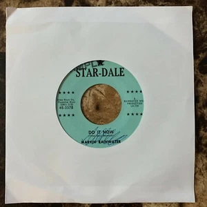 MARVIN RAINWATER -HEY GOOD LOOKIN' / DO IT NOW- RARE 1961 US 7" SINGLE COUNTRY - Imagen 1 de 3