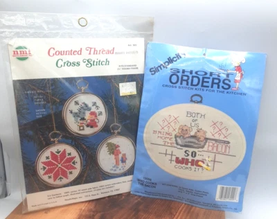 FÁCIL! 2 Simplicity NMI Kit Punto de Cruz COOK BACON Aro Marco Adorno de Navidad Foto 1 de 4