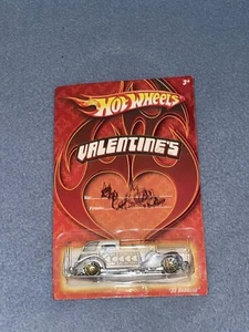 NIP Hot Wheels 35 Cadillac Valentines Walmart Exclusive 2008 Mattel White Hearts - Picture 1 of 11