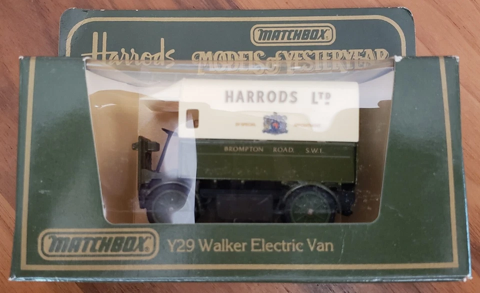 Y29 Matchbox Models of Yesteryear Walker Electric Van Harrods - Image 1 of 1