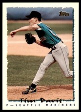 1995 Topps Tim Davis Baseball Cards #83