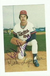 Rick Lysander autographed Minnesota Twins 1983 Team Postcard - Picture 1 of 2