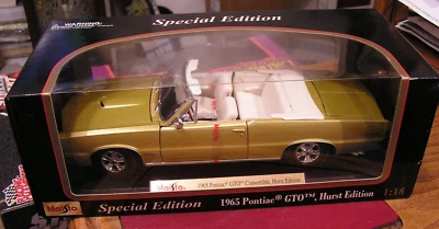 1965 Pontiac GTO Convertible - Hurst Edition  1:18 Die Cast Metal Maisto - Image 1 of 4