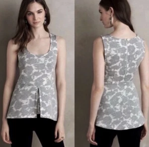 Akemi + Kin Anthropologie Grey White Floral Peplum Top Size XS Neoprene Tank - Picture 1 of 5