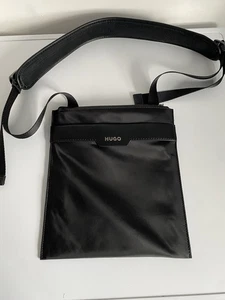 hugo man bag / crossbody bag black excellent condition - Picture 1 of 8
