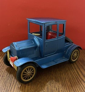 FRICTION TIN. LONG CAR BLUE OLD TIME CAR ! MADE IN JAPAN - Picture 1 of 14