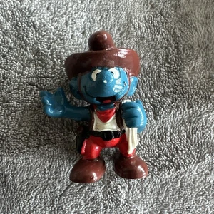 Smurf Cowboy Holding Rope*Vintage Smurfs* 1981 peyo SCHLEICH PVC FIGURE - Picture 1 of 2
