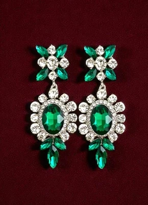 Elegantes pendientes de noche de 2,75" de largo con cristales verdes bosque de inspiración victoriana Foto 1 de 4