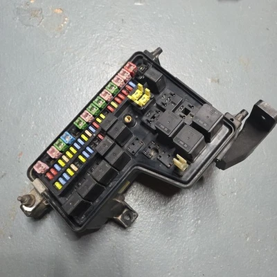 2005 RAM 2500 3500 TIPM TOTALLY INTEGRATED POWER MODULE FUSE BOX 05026036AD - Image 1 of 3