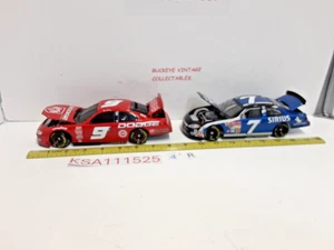Bill Elliot # 9 Dodge 2001 Action Bank & 2002 Casey Atwood Dodge Action 1:24 - Bild 1 von 20