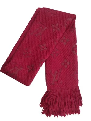 louis vuitton red logomania scarf in Wool - Image 1 of 3