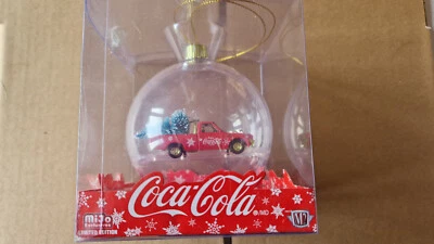 M2 Machines Chase esclusivo ornamento Coca Cola 1976 Datsun 620 Pick Up (ET) - Immagine 1 di 4