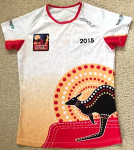 E66 2XU Australian Outback Marathon Shirt Indigenous Gym Running Womens 8 Small - Picture 1 of 5