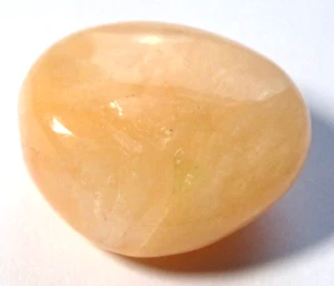 BEAUTIFUL STILBITE CRYSTAL TUMBLESTONE  2.9 x 2.4 cms 14 58 gms #E - Picture 1 of 5