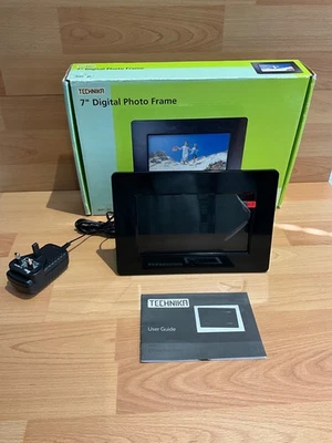 Technika 7" Black Inch Digital Photo Frame - Complete With Stand and Manual - Image 1 of 4
