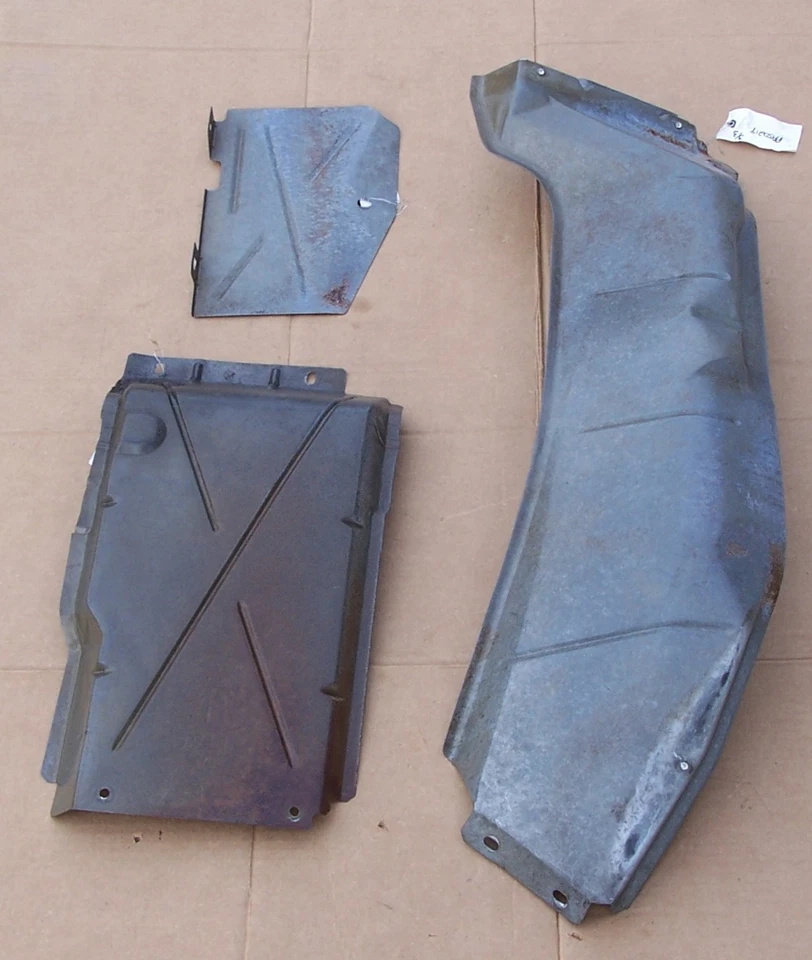 80 - 97 FORD OBS F150 F250 F350 REGULAR CAB UNDERSIDE EXHAUST HEAT SHIELDS OEM 3 - Image 1 of 4