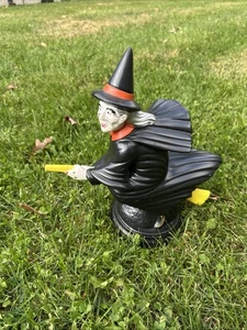 Stampo Olanda Vintage Ceramica Halloween Strega Su Scopa Pumkin Figura 13" - Foto 1 di 13