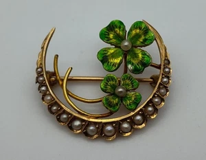 Antique 10K Yellow Gold Honeymoon Clover Enamel Pearl Crescent Green Brooch Pin - Picture 1 of 8