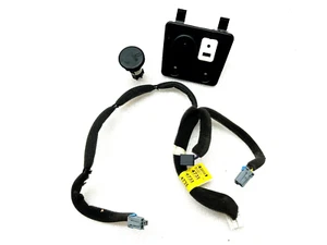 Genuine Opel Antara USB AUX SOCKET PORT WITH 2x Socket for Accessories Cable - Picture 1 of 6
