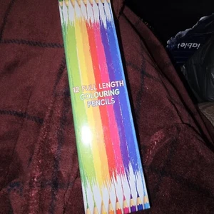 12 Assorted Colouring Pencils - Picture 1 of 1