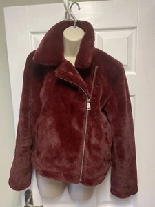 Women's Vero Moda Vmthea Biker short faux fur jacket size medium BNWT Free Post - Picture 1 of 15