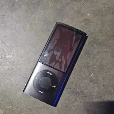 Apple iPod 5ta Generación 8 GB Solo Piezas Modelo A1320  Foto 1 de 2