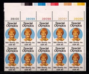 US USA Sc# 1788 MNH FVF PL# BLOCK Child Holding Winner's Medal Special Olympics - Picture 1 of 1