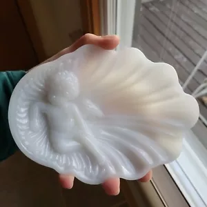 VTG Avon Cherub Angel Cupid White Milk Glass Soap Dish Tray Trinket Jewelry - Picture 1 of 7
