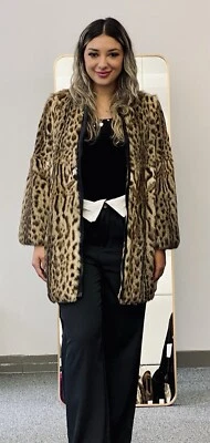 ABRIGO DE PIEL DE LINCE EUROASIÁTICO MICHAEL KORS NO EN PELIGRO DE EXTINCIÓN 4-6-8 $16,500 Foto 1 de 4