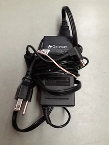 Gateway ADP-90SB BB 90W Laptop AC Adapter Charger 19v 4.74A - Picture 1 of 3